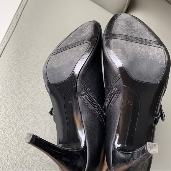 Worn twice NINE WEST leather heels - Picture 8 of 13